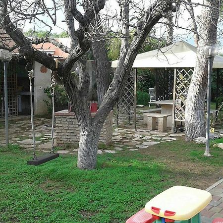 Casina Delle Arti Bed & Breakfast ซานกาตัลโด ภายนอก รูปภาพ